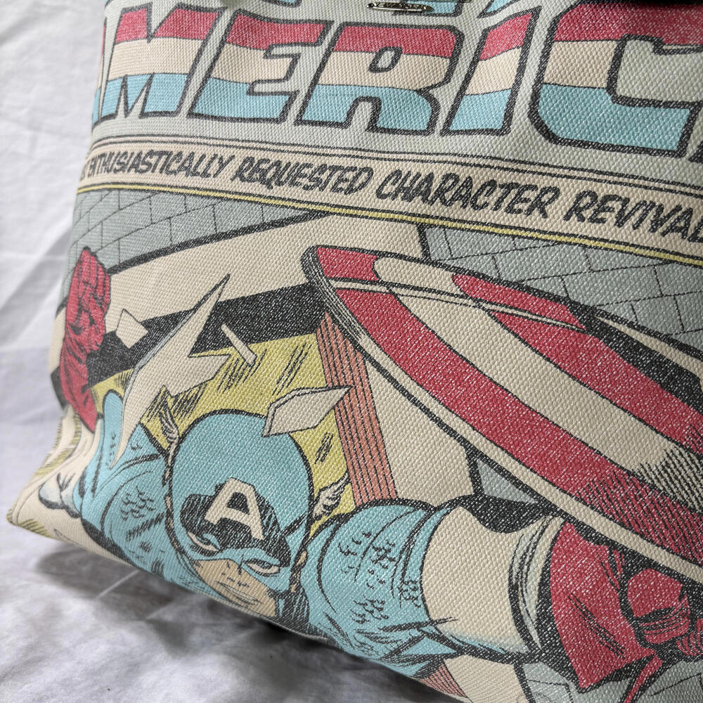 NWOT Marvel Captain America Coach Bag